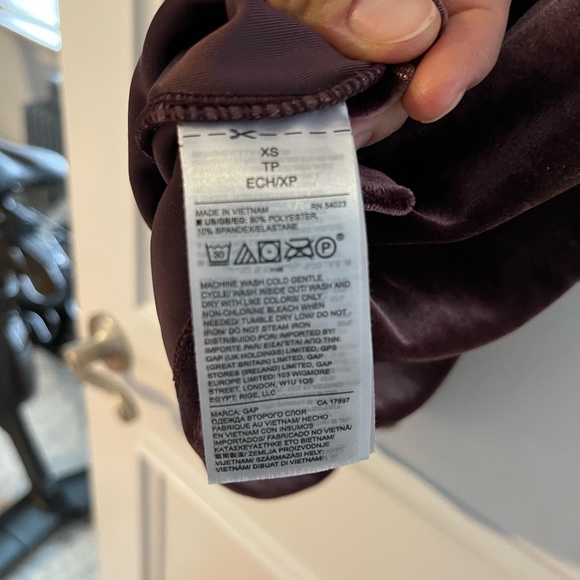 GAP Maternity: Dark Blush Velour Dress - Picture 2 of 5